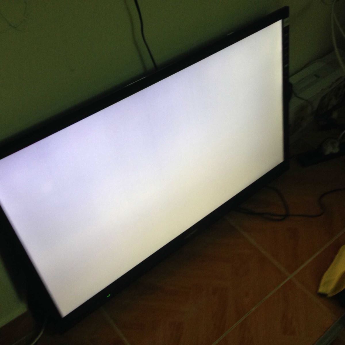 Tivi sony bị trắng màn hình 